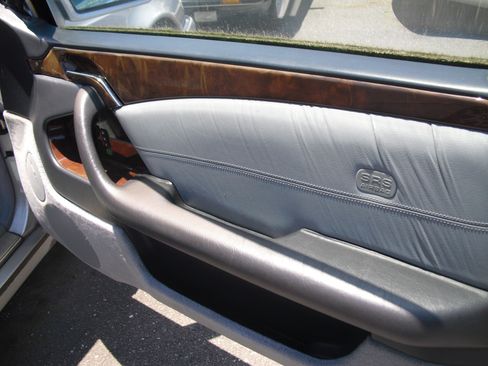 Used 1997 Mercedes-Benz S 500 Coupe image 20