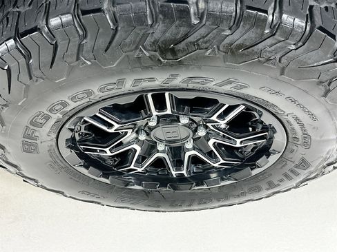 Used 2022 Ford F150 XLT w/ Equipment Group 302A High image 31