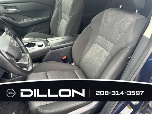 Used 2025 Nissan Rogue SV AWD/4WD image 6