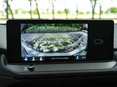 Used 2025 Honda Accord Sport image 31