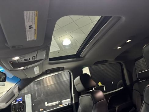 Used 2016 GMC Sierra 1500 Denali w/ Enhanced Driver Alert Package image 24