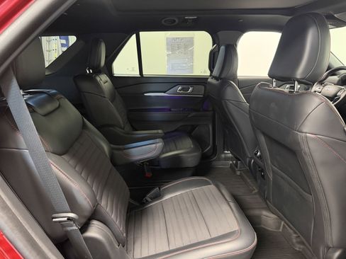 Used 2025 Ford Explorer ST-Line w/ Premium Package AWD/4WD image 22