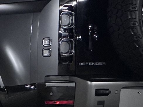 Used 2023 Land Rover Defender 90 Carpathian Edition AWD/4WD image 24