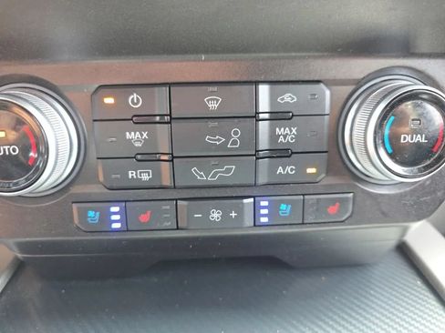 Used 2020 Ford F150 Lariat w/ Equipment Group 502A Luxury AWD/4WD image 31