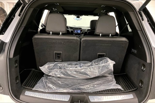 Used 2024 Cadillac XT6 Sport w/ Technology Package AWD/4WD image 43