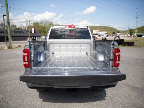 Used 2024 RAM 2500 Laramie w/ Safety Group AWD/4WD image 7