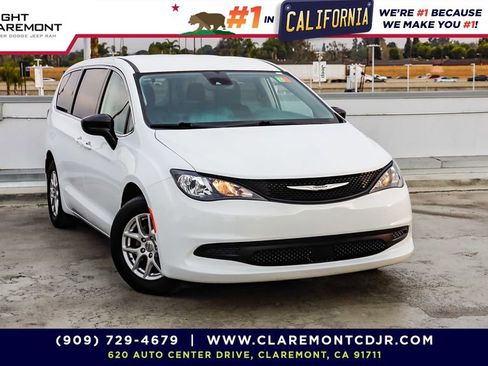 Used 2024 Chrysler Voyager LX image 1