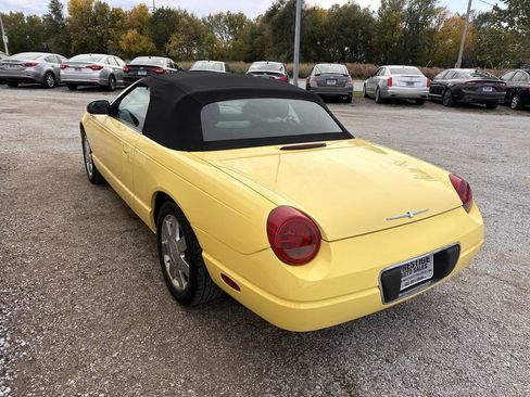 Used 2002 Ford Thunderbird Deluxe image 4