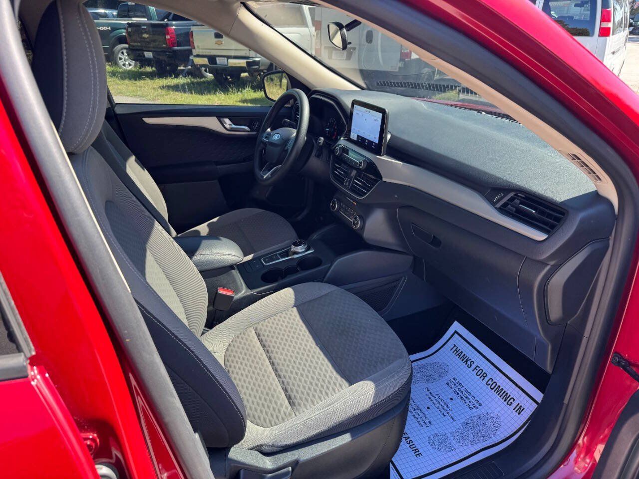 Used 2020 Ford Escape SE FWD image 15