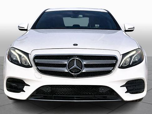 Used 2020 Mercedes-Benz E 350 Sedan image 3