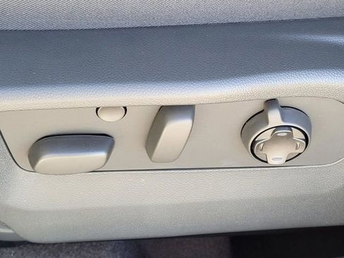 New 2026 Buick Envision Avenir image 25