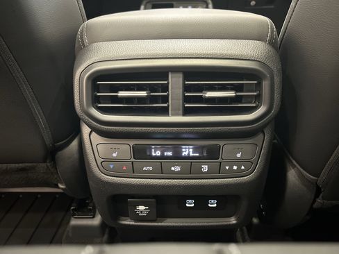 Used 2026 Honda Pilot Elite image 28