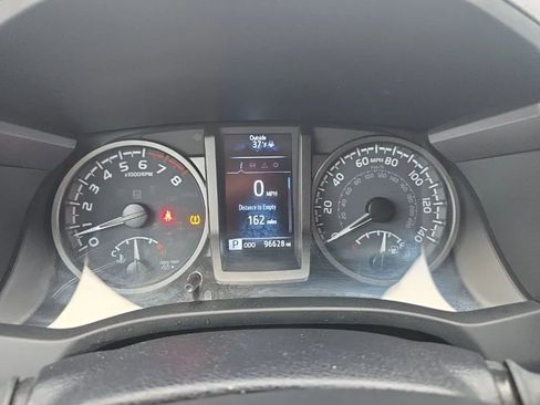 Used 2023 Toyota Tacoma TRD Sport w/ Black Out Package (TMS) image 23