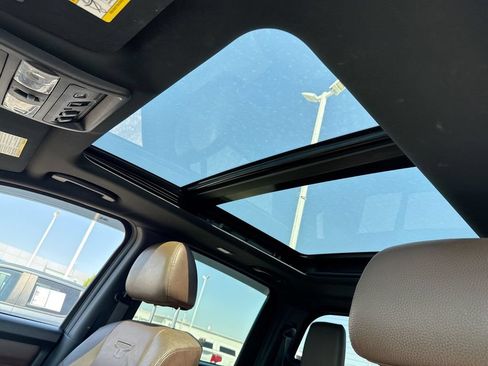 Used 2021 Nissan Titan Platinum Reserve w/ Moonroof Package AWD/4WD image 22
