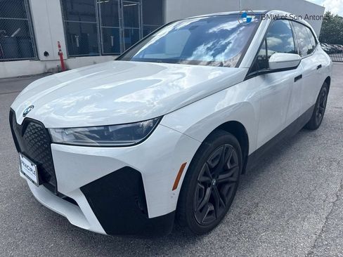 Used 2024 BMW iX xDrive50 w/ Sport Package AWD/4WD image 1