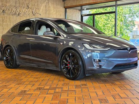 Used 2021 Tesla Model X Performance AWD/4WD image 8