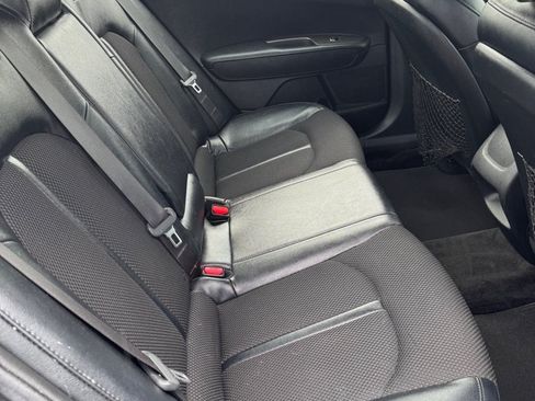 Used 2019 Kia Optima S w/ S Panoramic Sunroof Package FWD image 10