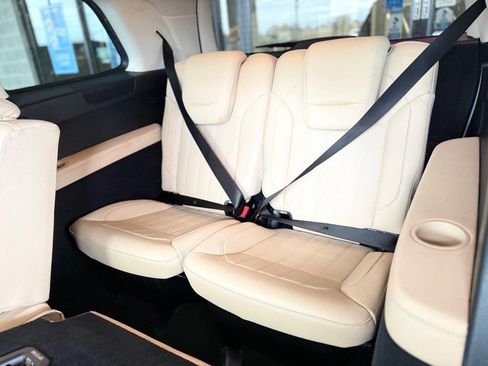 Used 2017 Mercedes-Benz GLS 450 4MATIC image 33