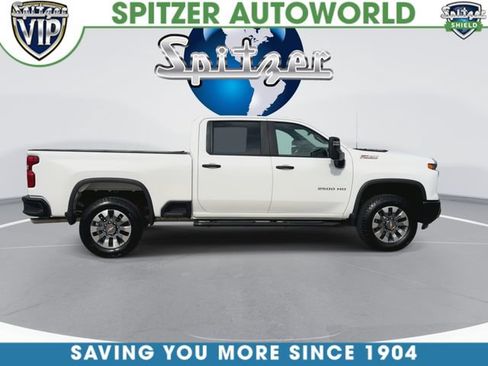 Used 2025 Chevrolet Silverado 2500 Custom w/ Custom Value Package AWD/4WD image 10