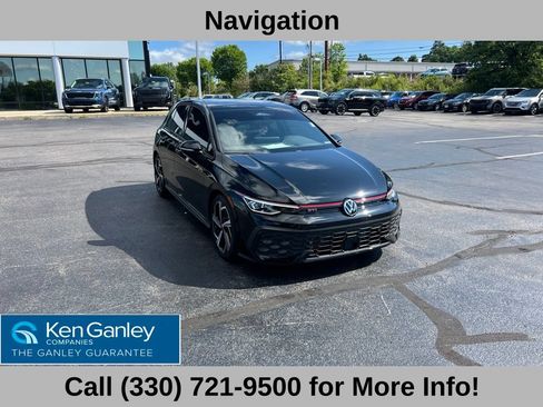 Used 2026 Volkswagen GTI SE FWD image 3