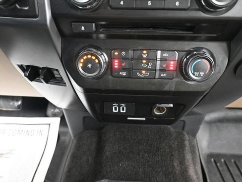 Used 2017 Ford F150 XLT w/ Equipment Group 302A Luxury AWD/4WD image 16