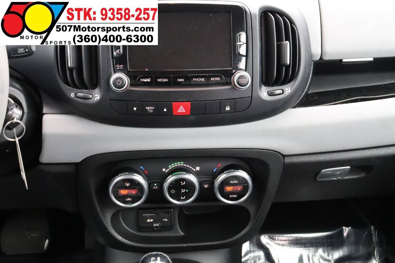 Used 2014 FIAT 500L Easy w/ Popular Equipment Group FWD image 17