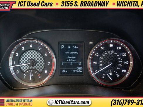 Used 2019 Hyundai Veloster 2.0 FWD image 27