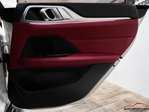 Used 2022 BMW i4 eDrive40 w/ M Sport Package image 59