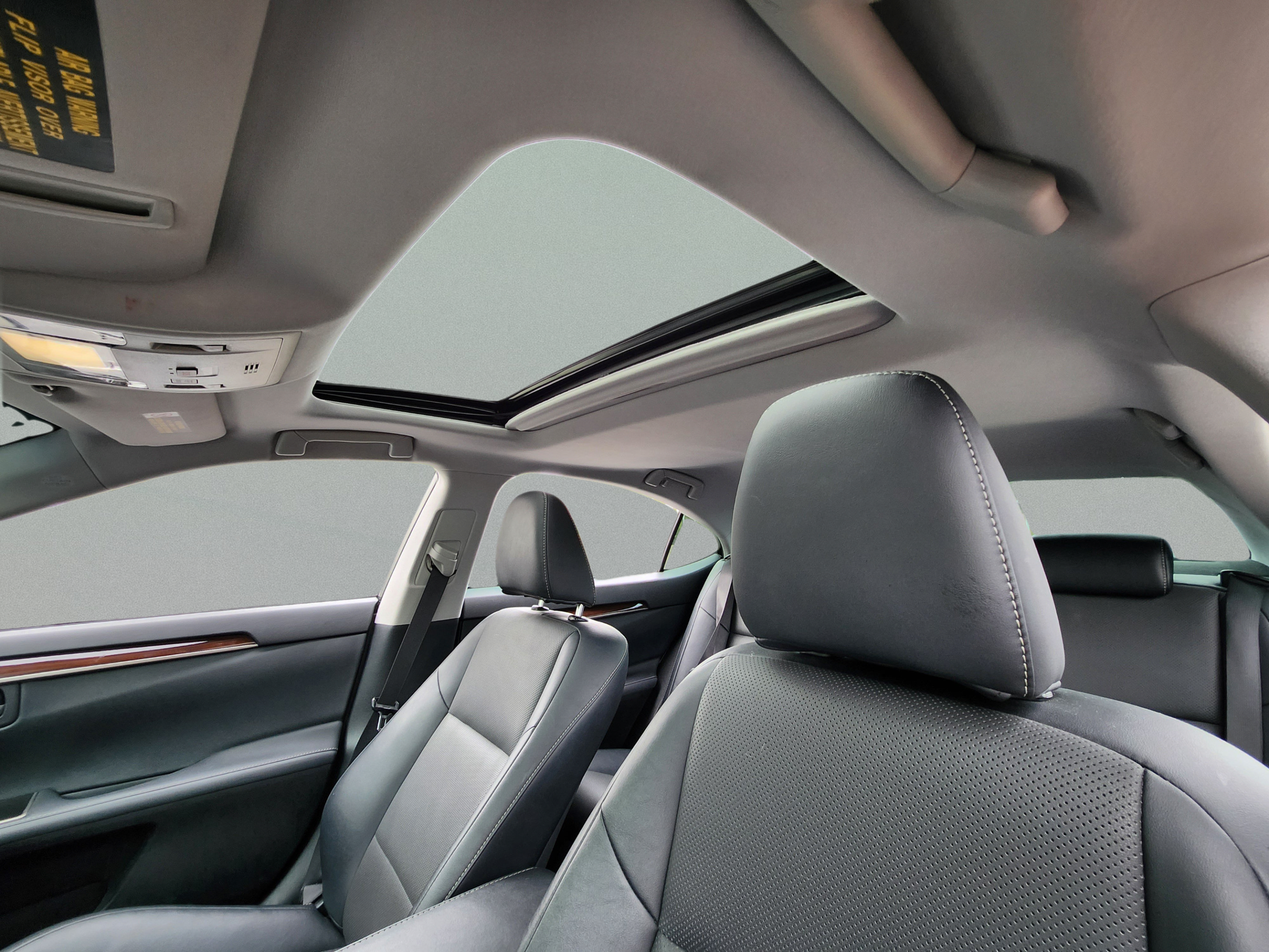 Used 2018 Lexus ES 350 w/ Premier Package FWD image 14