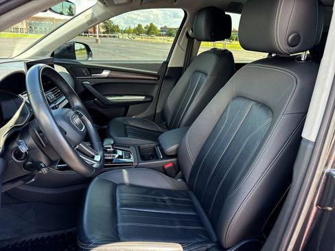 Used 2021 Audi Q5 2.0T Premium Plus w/ Premium Plus Package AWD/4WD image 11