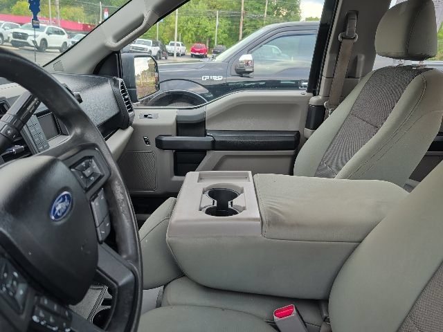 Used 2017 Ford F150 XL w/ Equipment Group 101A Mid AWD/4WD image 4