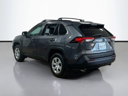 Used 2021 Toyota RAV4 LE w/ Carpet Mat Package (TMS) AWD/4WD image 5
