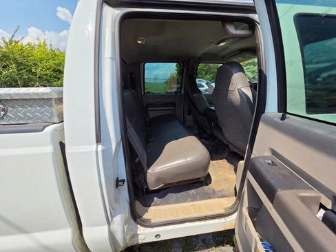 Used 2009 Ford F350 4x4 Crew Cab Super Duty image 22