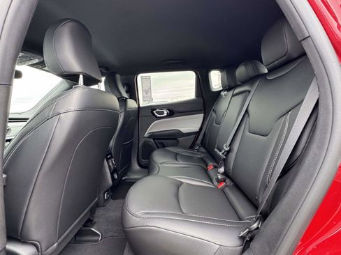 New 2026 Jeep Compass Limited AWD/4WD image 19