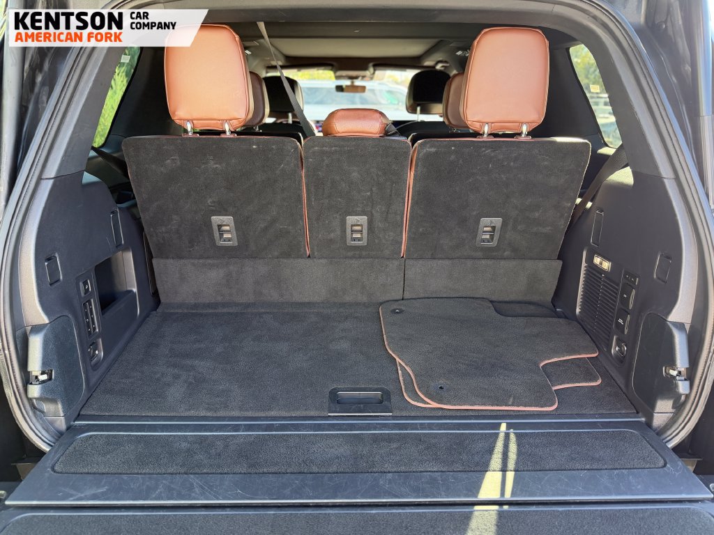 Used 2025 Lincoln Navigator Reserve AWD/4WD image 35
