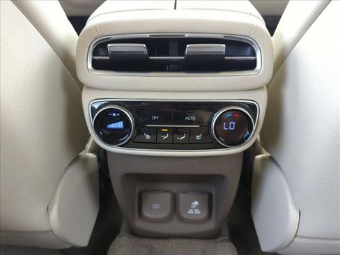 Used 2021 Genesis GV80 2.5T w/ Prestige Package 05 RWD image 17
