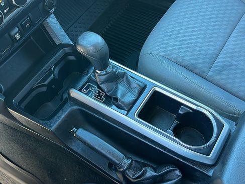 Used 2021 Toyota Tacoma SR5 image 18