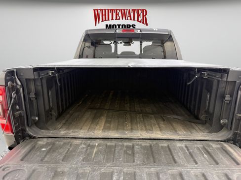 Used 2019 RAM 1500 Big Horn AWD/4WD image 9