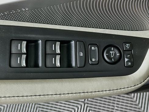 Used 2025 Acura RDX w/ Advance Package AWD/4WD image 15
