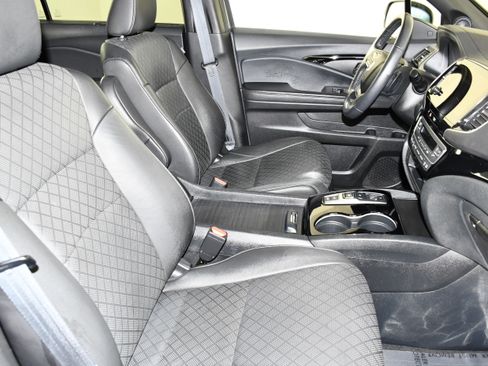 Used 2021 Honda Passport Touring image 44