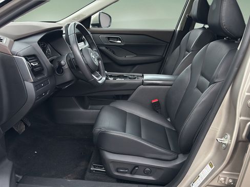 Used 2021 Nissan Rogue SL w/ Premium Package AWD/4WD image 11