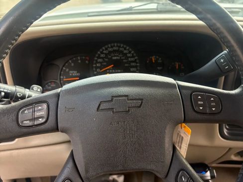 Used 2006 Chevrolet Silverado 2500 LT w/ Heavy-Duty Power Package AWD/4WD image 46