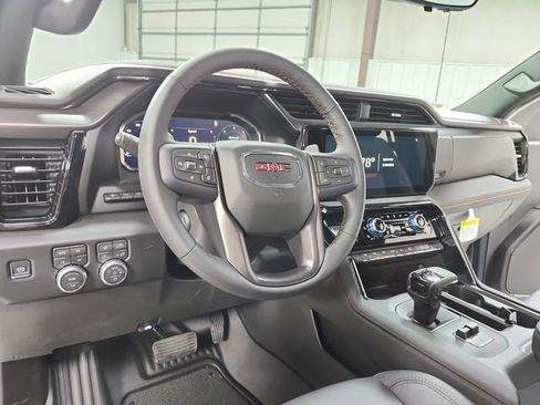 New 2026 GMC Sierra 1500 AT4 w/ AT4 Premium Package AWD/4WD image 18