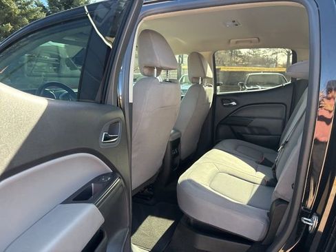 Used 2016 Chevrolet Colorado LT w/ LT Convenience Package image 23