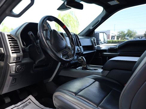 Used 2018 Ford F150 Raptor w/ Equipment Group 802A Luxury AWD/4WD image 8