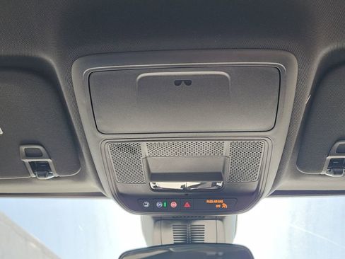 New 2026 GMC Terrain Elevation w/ Elevation Premium Package image 35