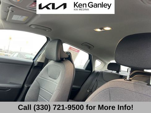 Certified 2025 Kia K4 EX image 44