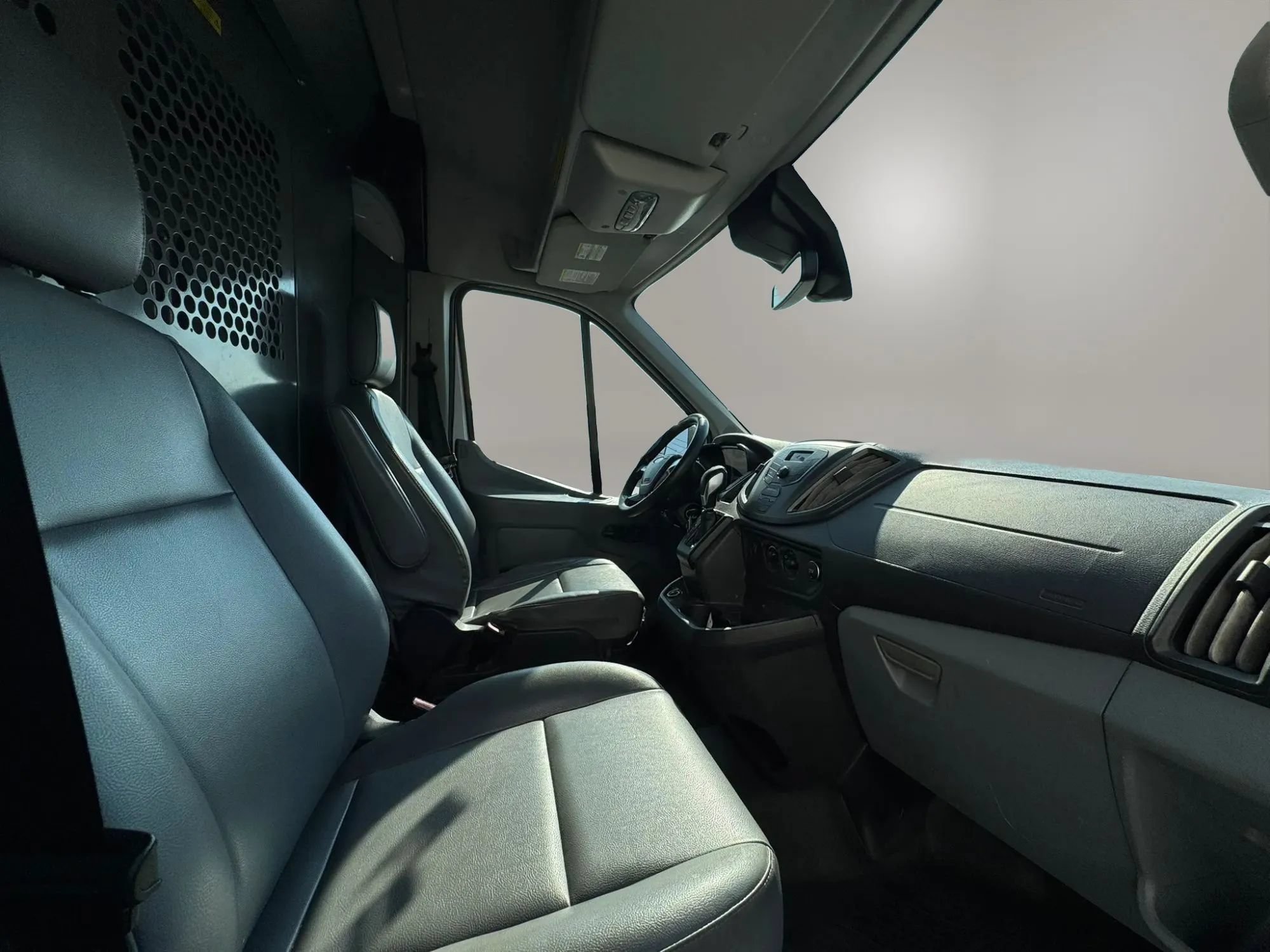 Used 2017 Ford Transit 150 130 Medium Roof RWD image 14