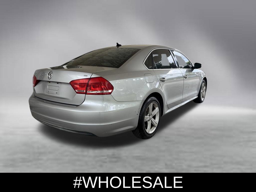 Used 2012 Volkswagen Passat 2.5 SE FWD image 3