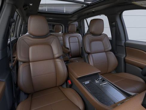 New 2026 Lincoln Aviator Reserve AWD/4WD image 10
